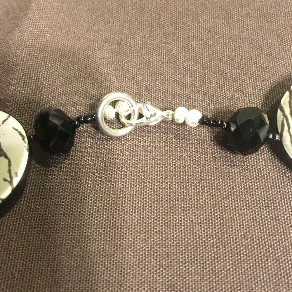 🐾 NECKLACE - Picture 2 of 3